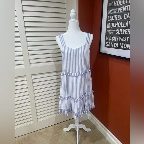 chinese dress ladies Rails Tara V-Neckline Linen Dress- Palo Santo Stripe – Styleartist